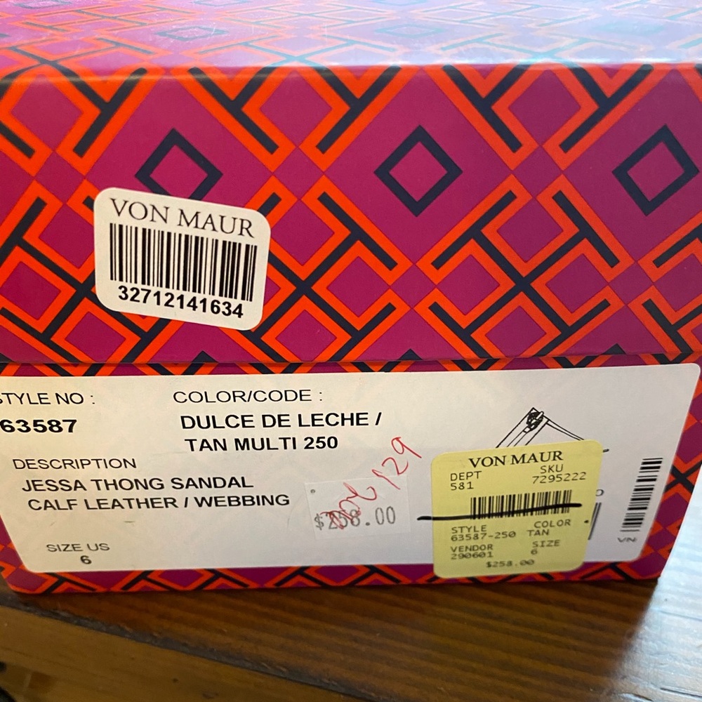Tory Burch Sandals. Size 6